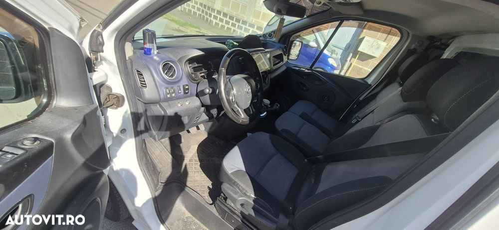 Opel Vivaro - 6