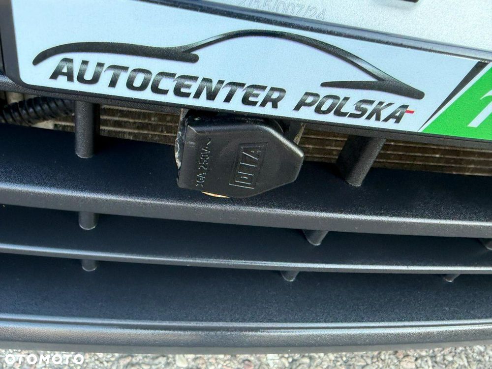 Volkswagen Caddy - 36