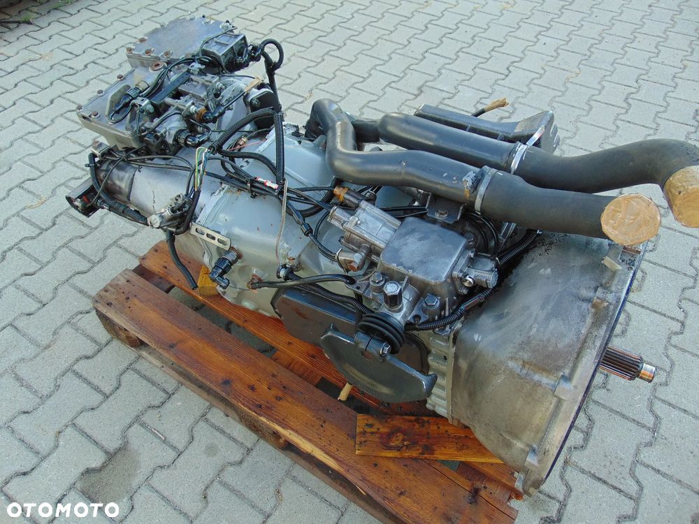 VOVLO FM 2012 r skrzynia biegów, retarder VT2214B - 1