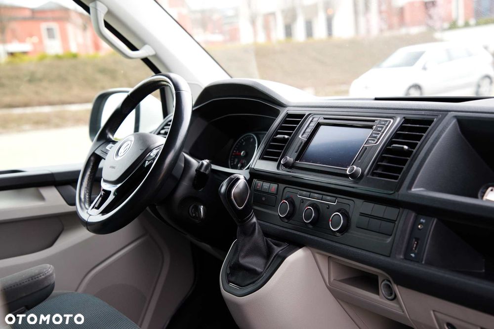 Volkswagen Transporter DSG Lang Plus Comfortline - 36