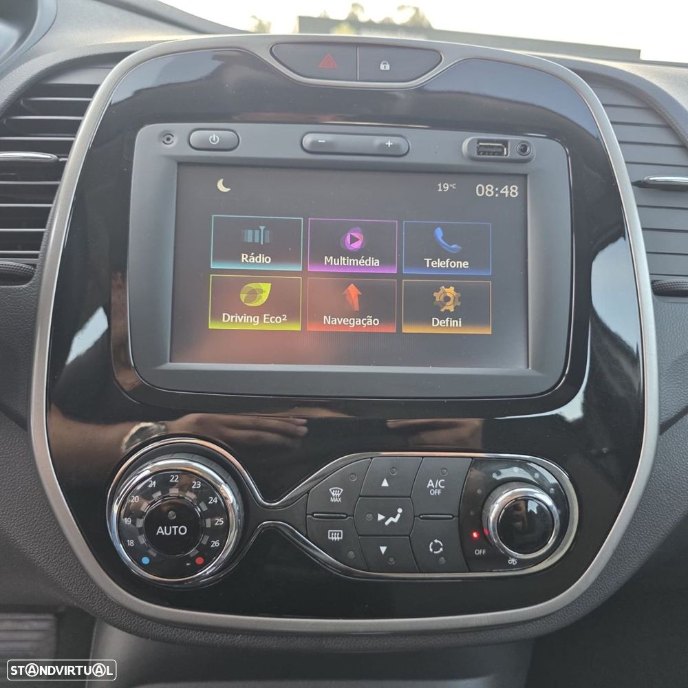 Renault Captur 1.2 TCe Exclusive EDC - 22