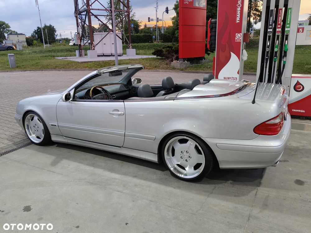 Mercedes-Benz CLK - 2