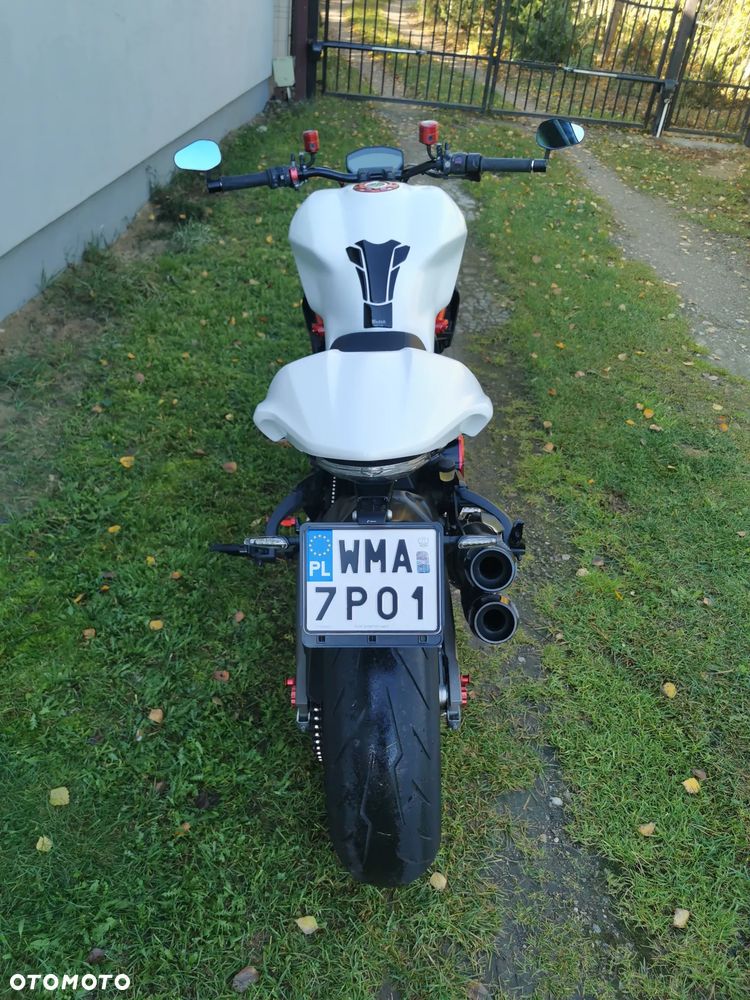 Ducati Monster - 8