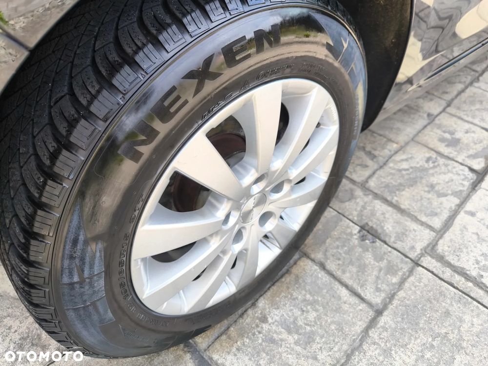 Volkswagen Golf 1.4 Style - 25