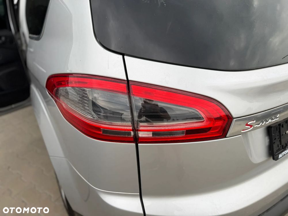 Ford S-Max 2.0 TDCi DPF Titanium X - 21