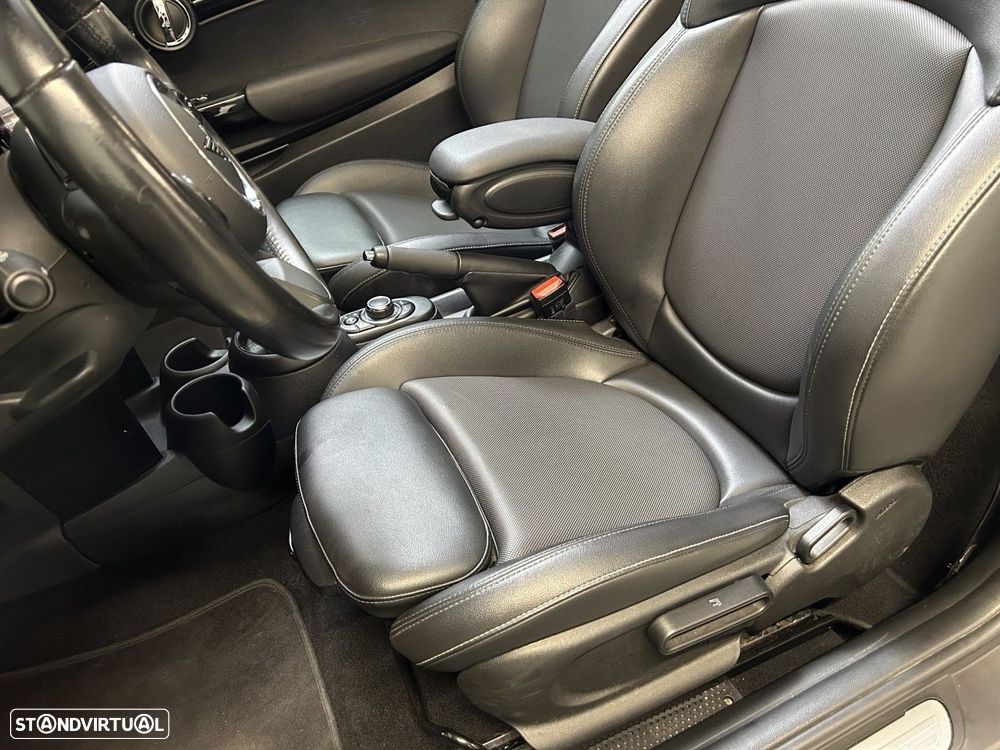 MINI Cabrio One Sport Edition - 51
