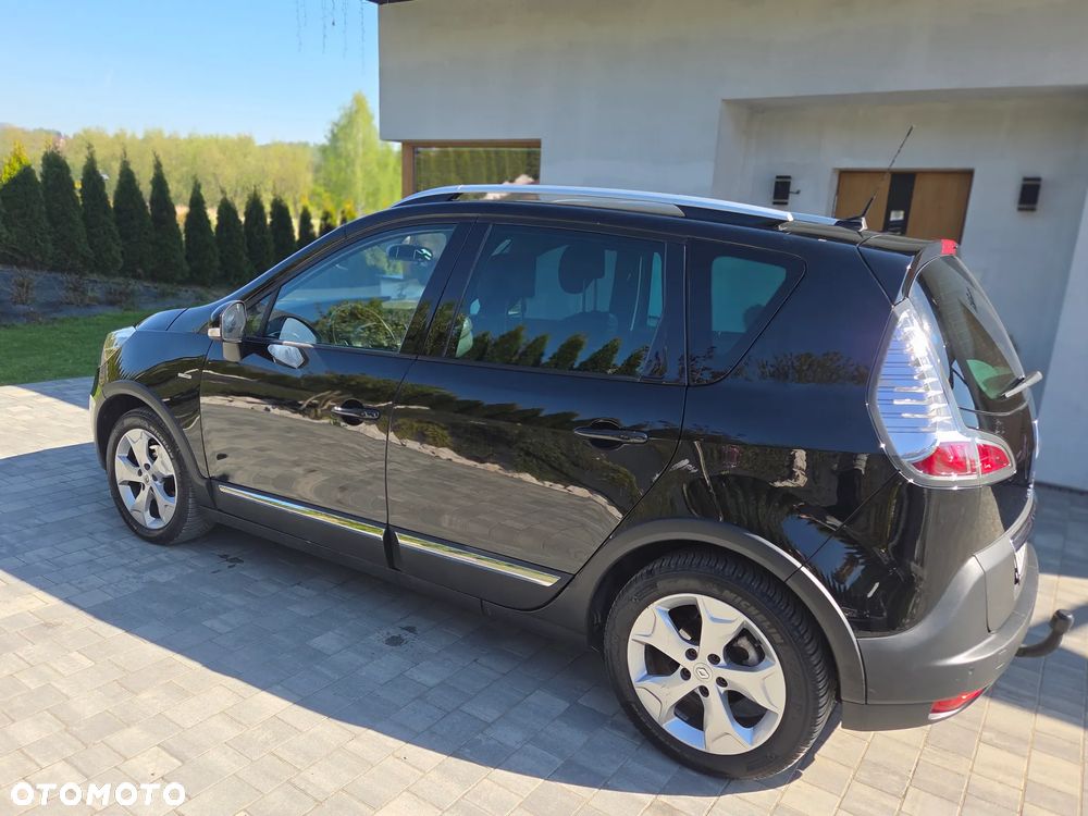 Renault Scenic Energy dCi 130 S&S Xmod Bose Edition - 27