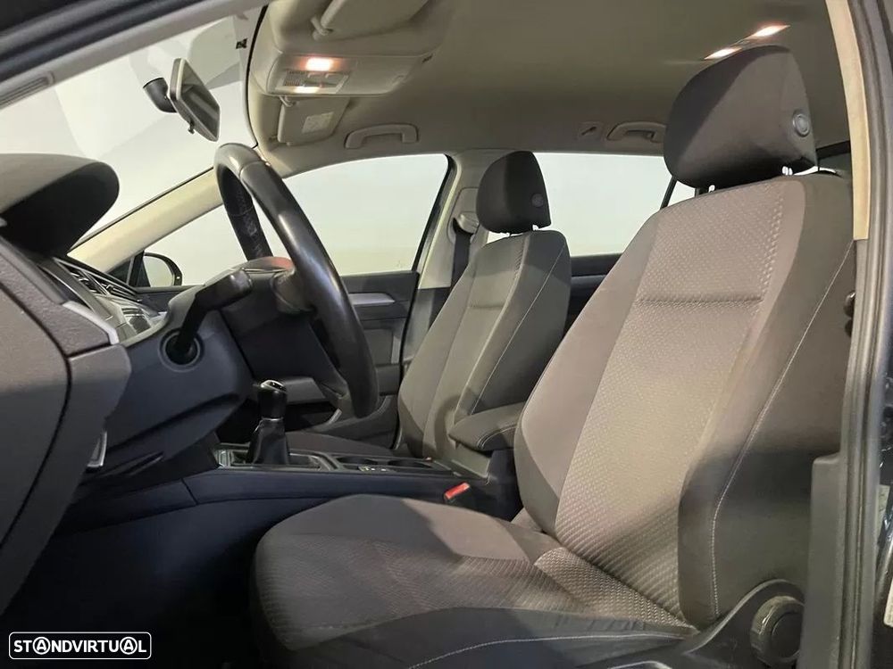 VW Passat Variant 1.6 TDI (BlueMotion ) Comfortline - 14