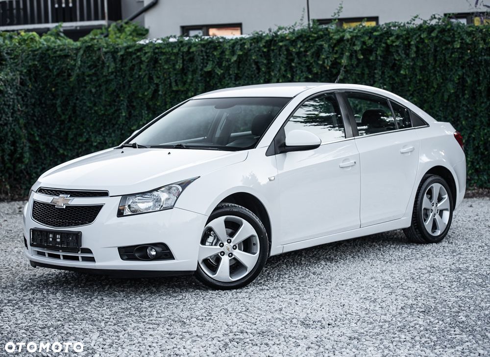 Chevrolet Cruze 1.8 LS - 2
