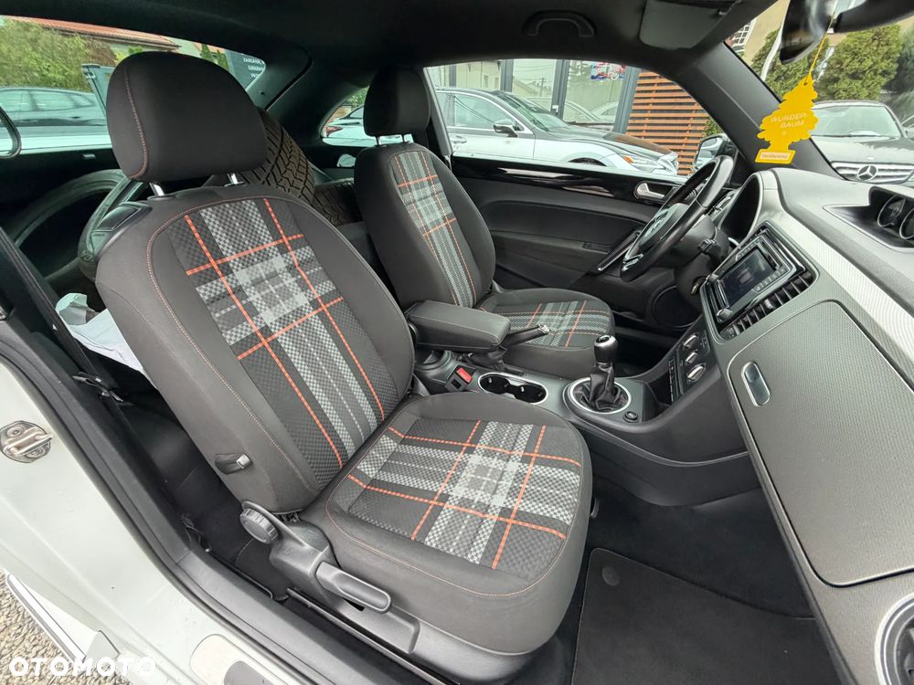 Volkswagen Beetle 2015