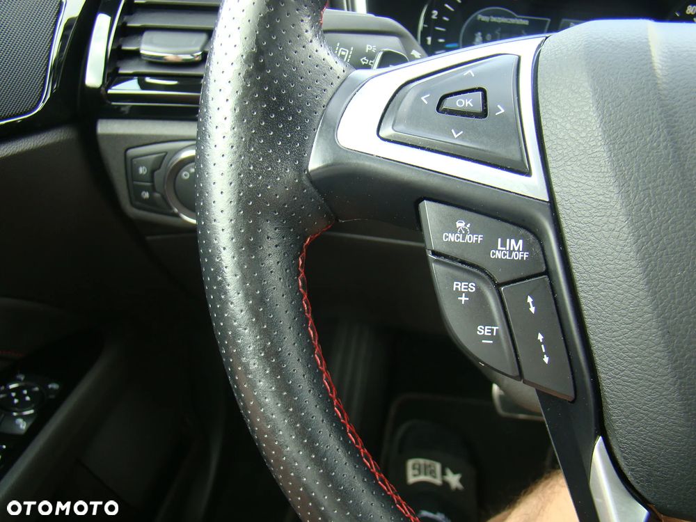 Ford Mondeo 2.0 EcoBlue ST-Line - 28