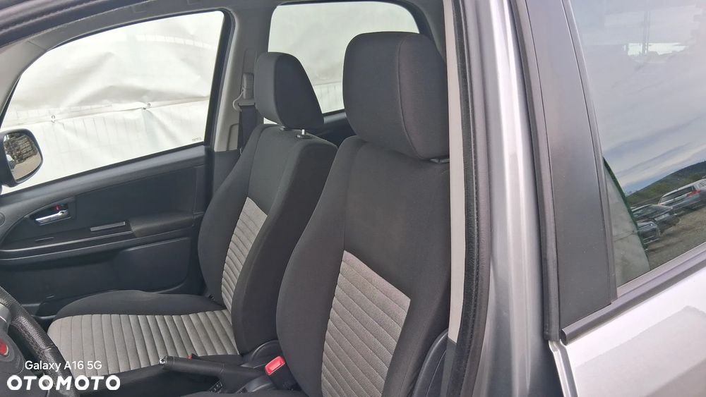Fiat Sedici 1.6 16V 4x4 Easy - 12