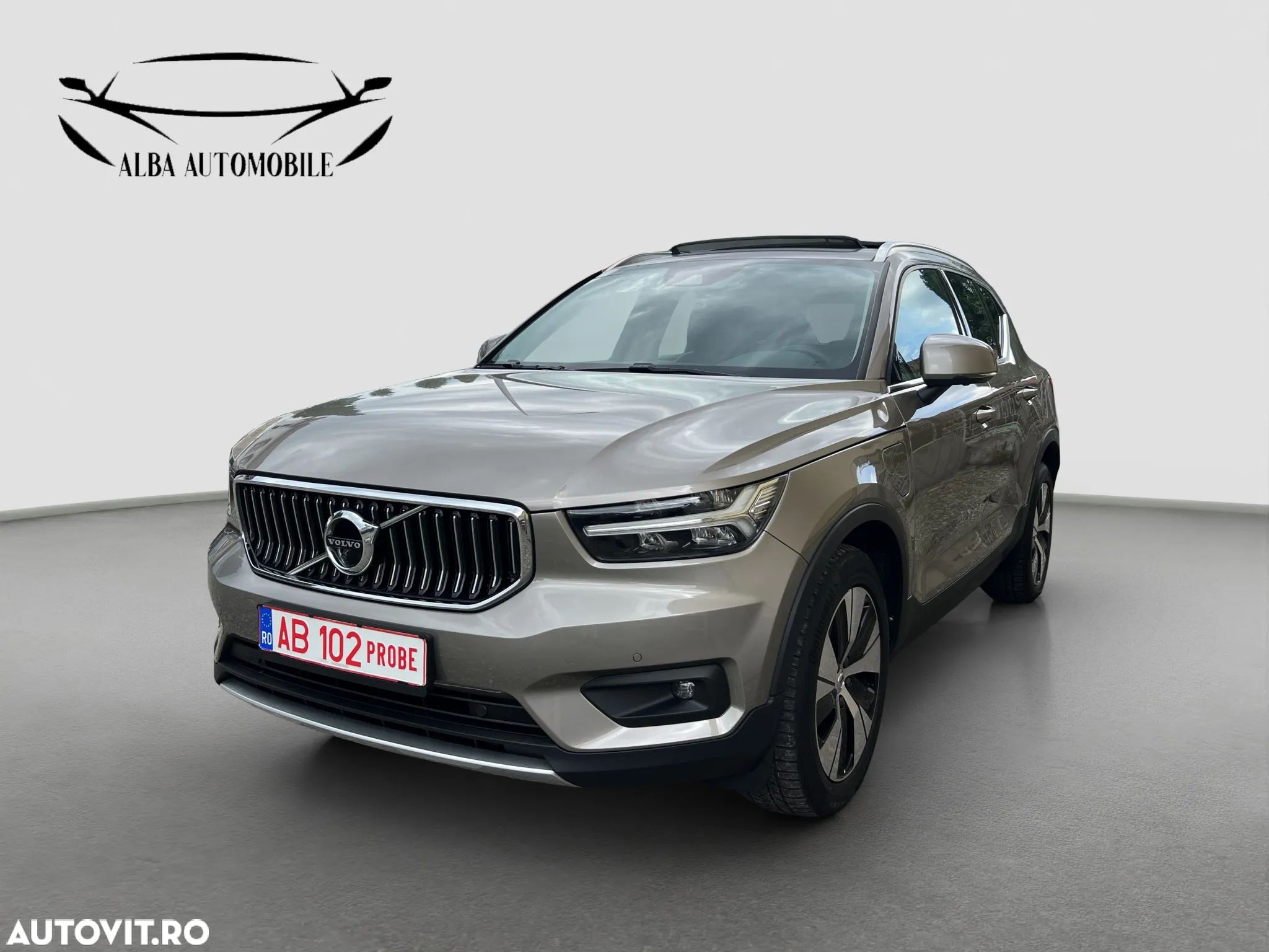 Volvo XC 40 Recharge T4 Twin Engine AT7 Inscription Expression - 1