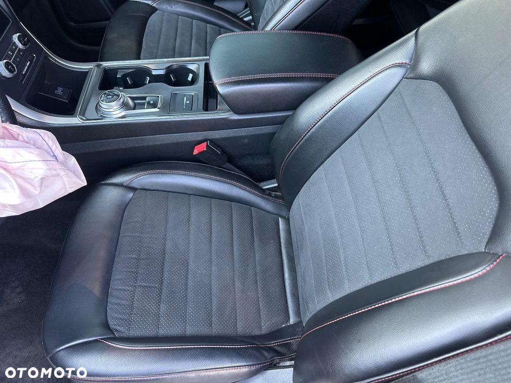Ford Edge - 22