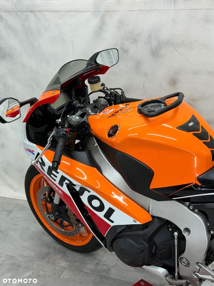 Honda CBR - 7