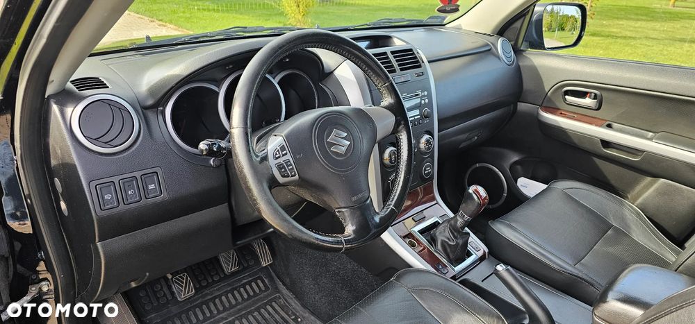 Suzuki Grand Vitara 1.9 DDiS De luxe - 9