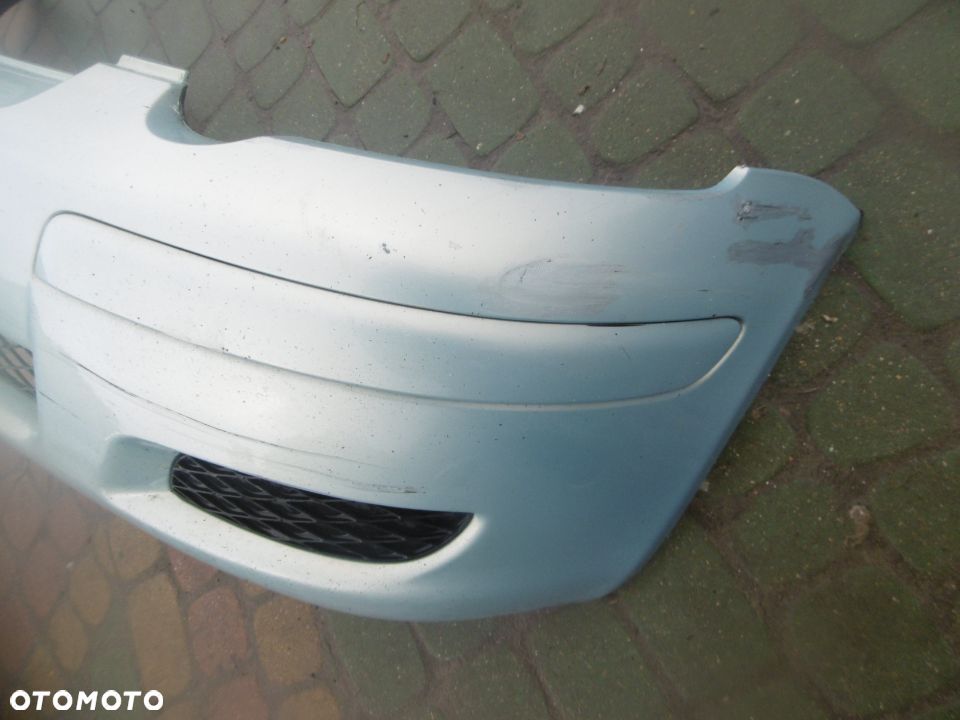 Zderzak TOYOTA YARIS I LIFT 8R0 - 5
