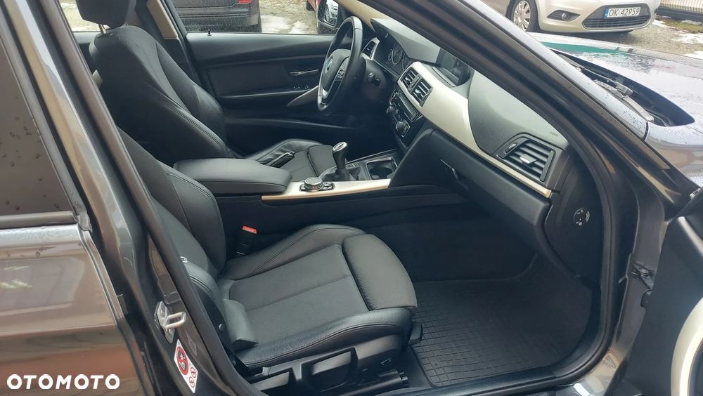 BMW Seria 3 318d - 8