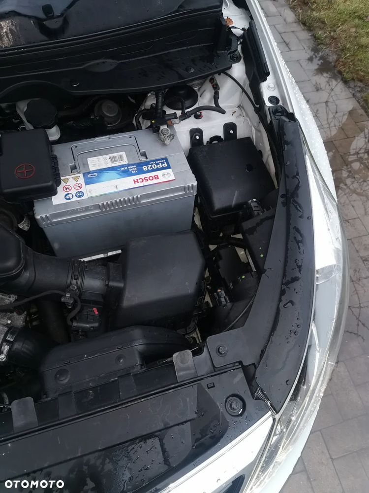 Kia Sportage 1.7 CRDI 2WD Attract - 12