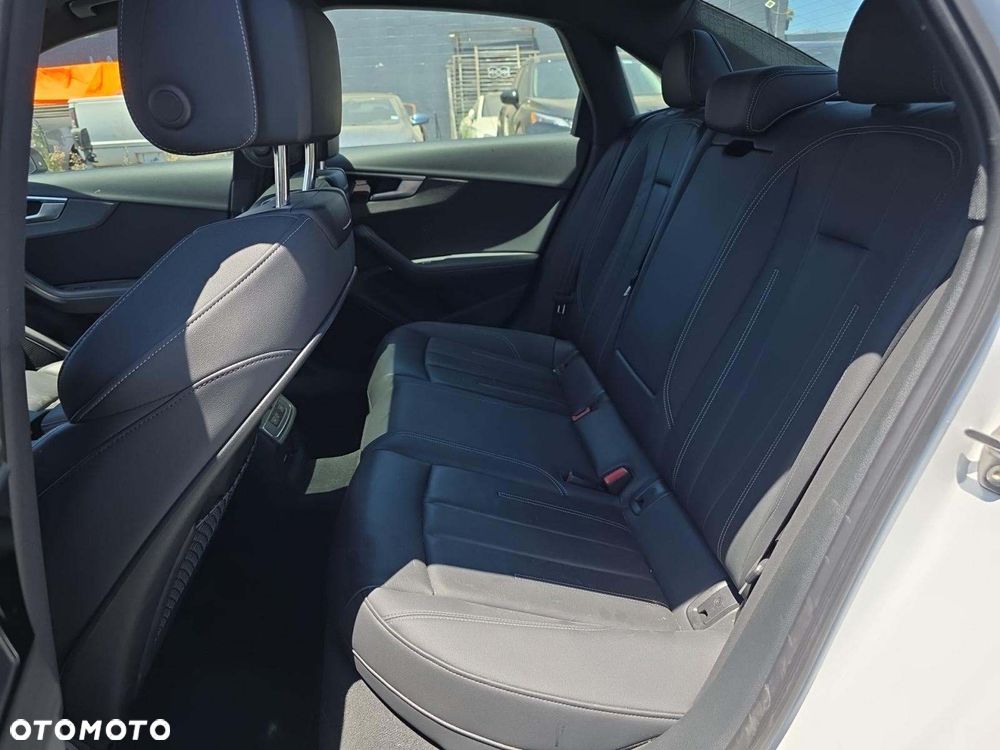 Audi A4 Limousine 45 TFSI quattro S tronic S line - 8