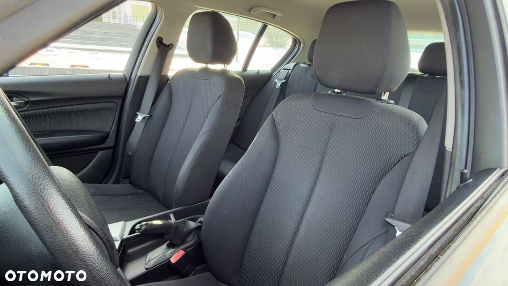BMW Seria 1 114i - 8