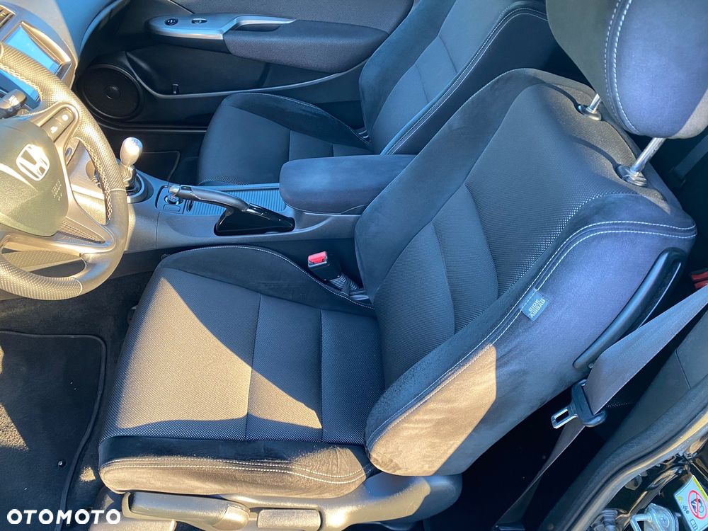 Honda Civic 1.8 TypeS - 12