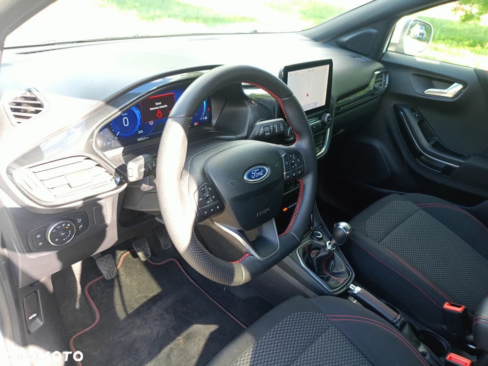 Ford Puma 1.0 EcoBoost Hybrid ST-LINE - 10