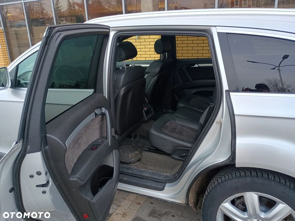 Audi Q7 - 8