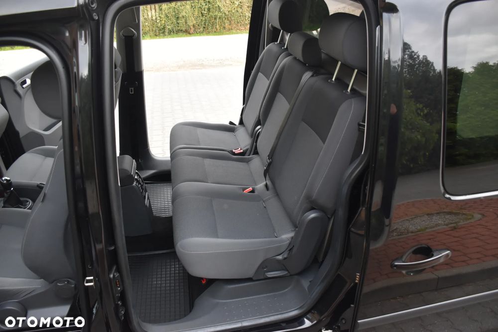 Volkswagen Caddy Maxi Highline - 15