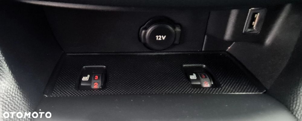 Peugeot 308 BlueHDi 130 Stop & Start Allure Business-Paket - 34