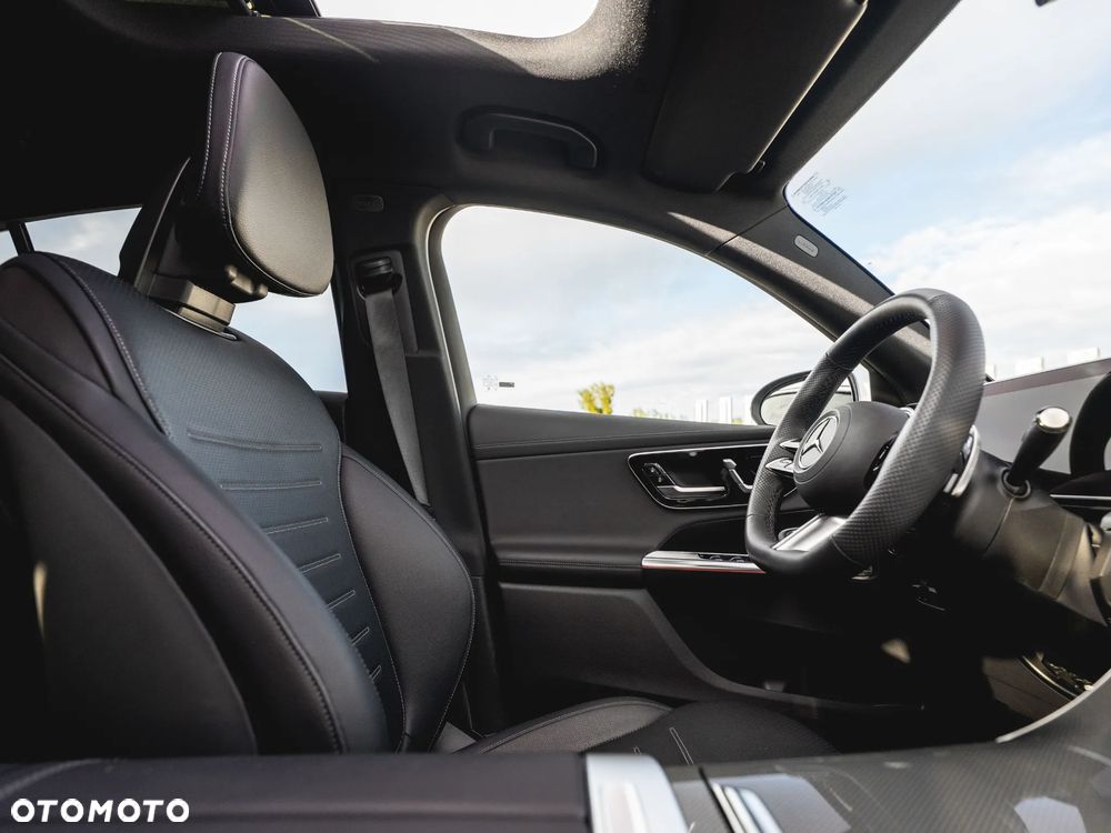 Mercedes-Benz GLC ver-300-4matic-9g--tronic-amg-line-plus - 36