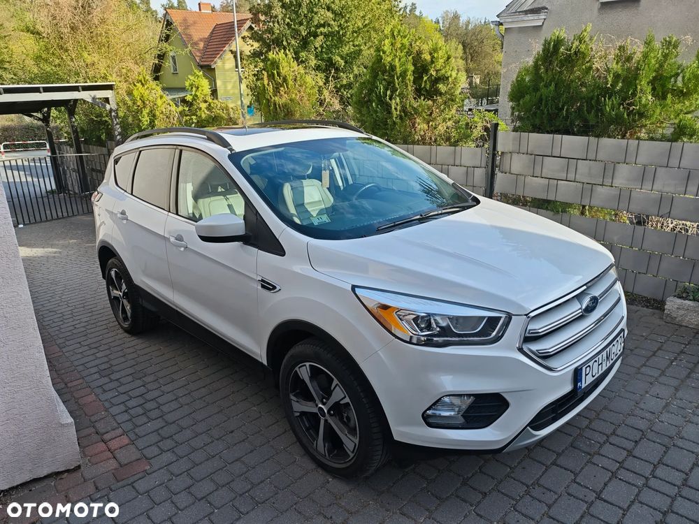 Ford Kuga 1.5 EcoBoost AWD Trend ASS - 18
