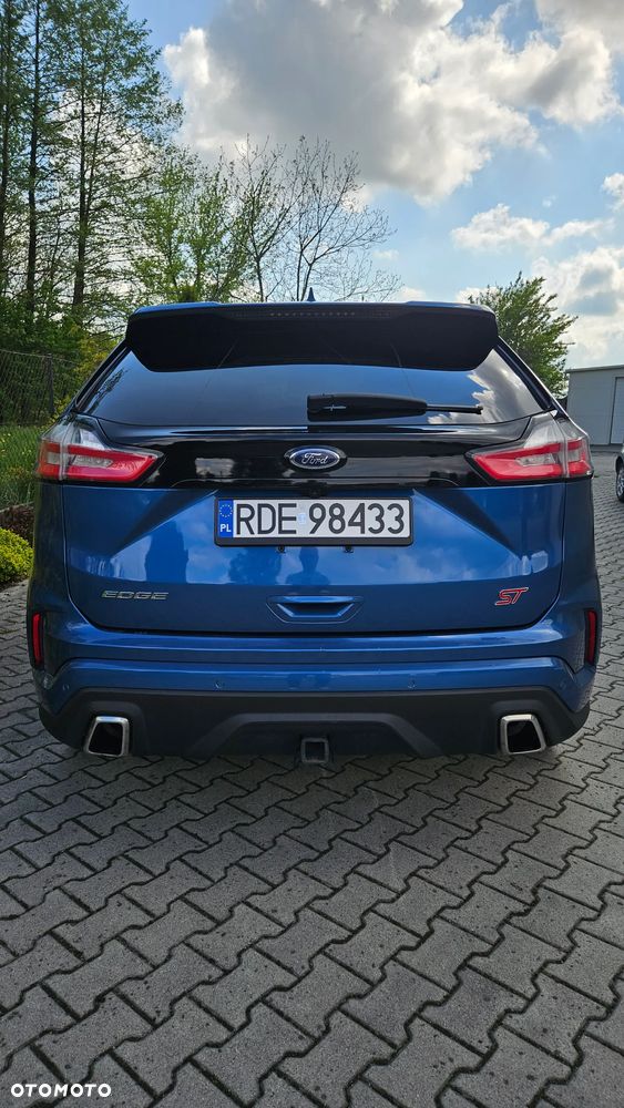 Ford Edge - 4