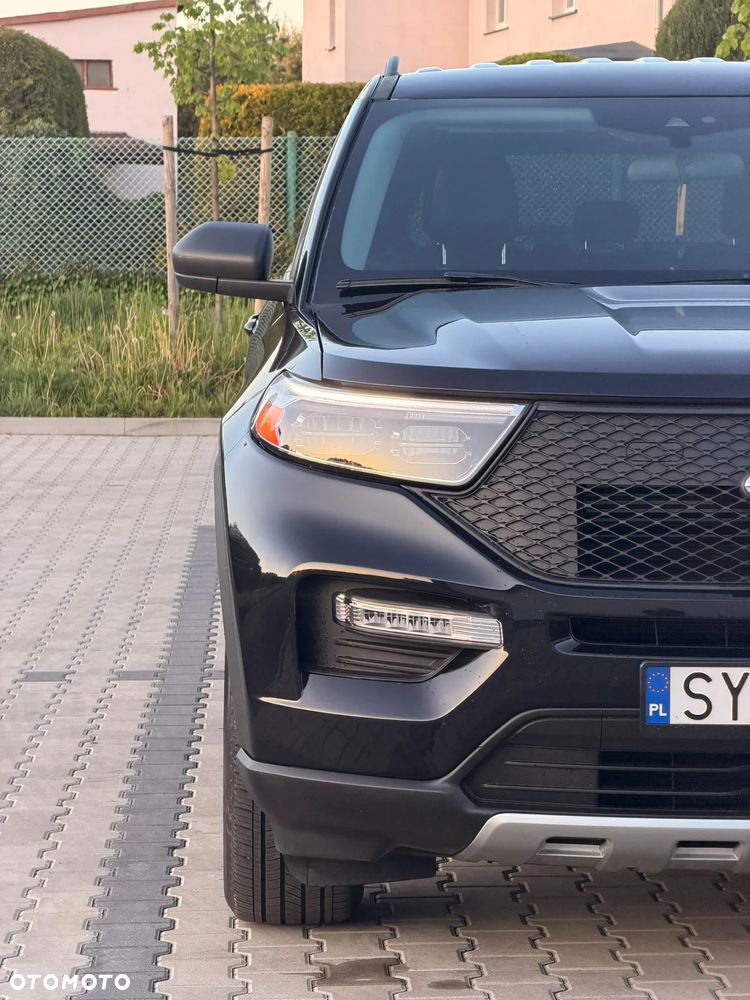 Ford Explorer - 3