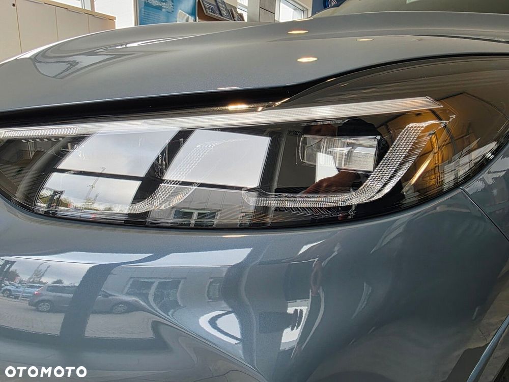Ford Kuga - 36