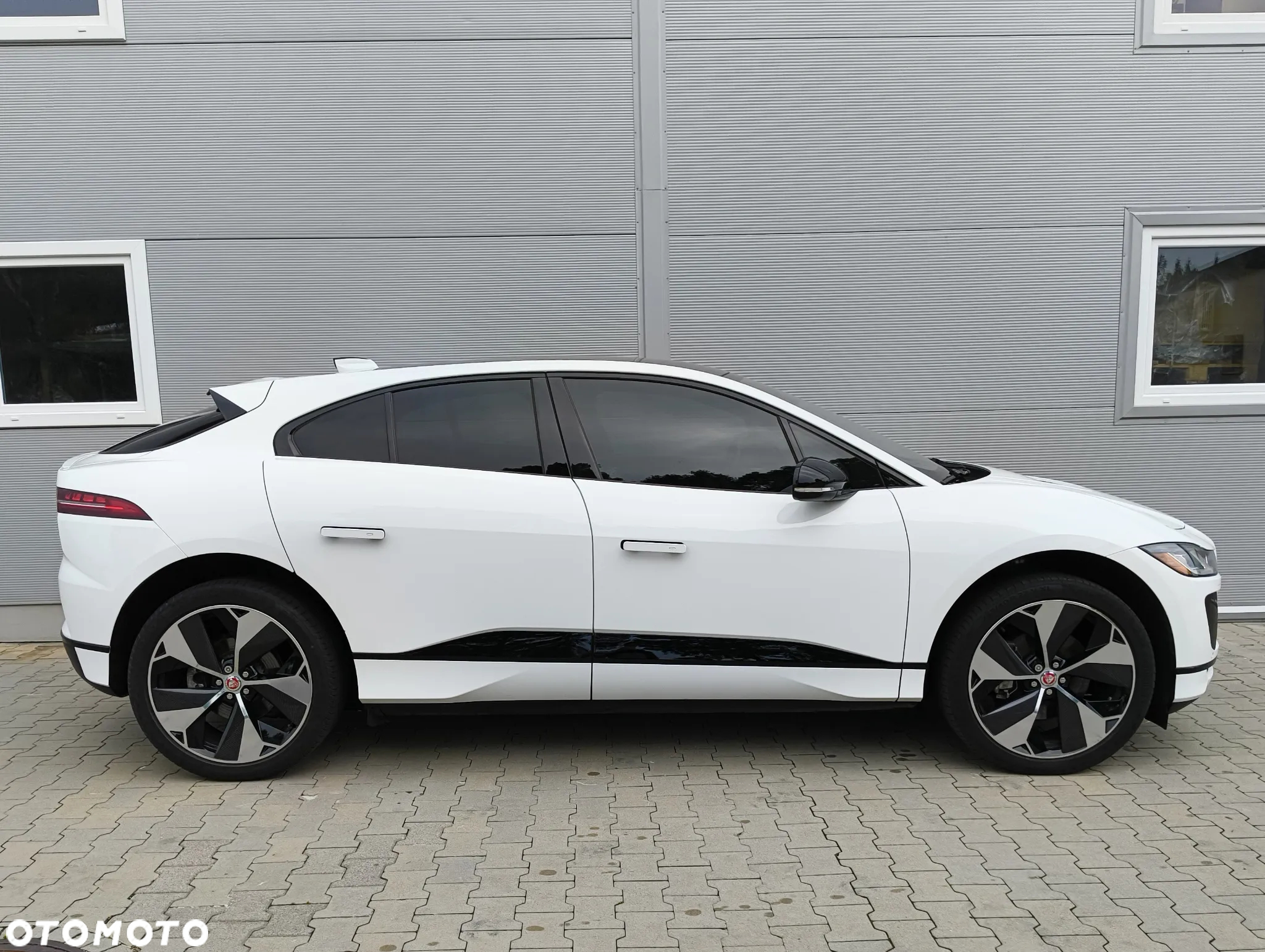 Jaguar I-Pace EV400 AWD HSE - 4