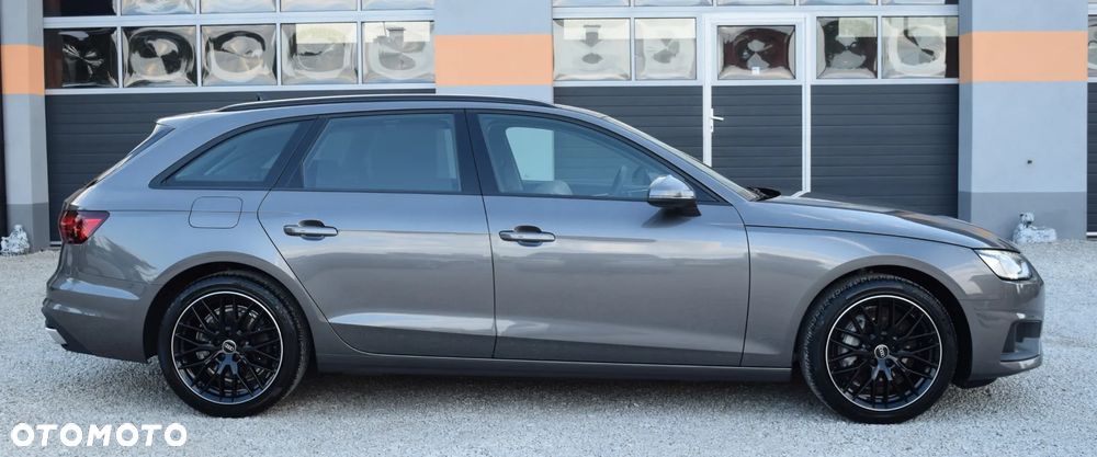 Audi A4 Avant 40 TDI quattro S tronic advanced - 13