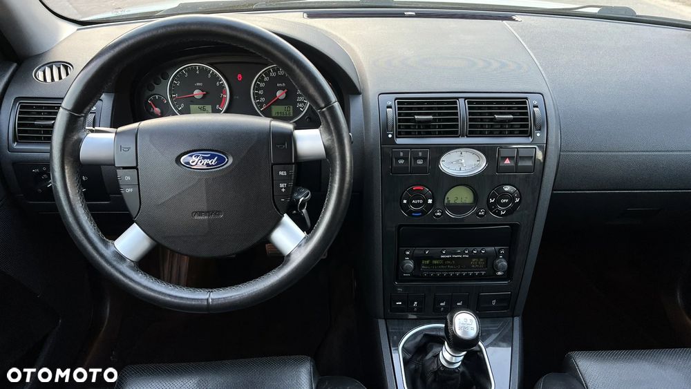 Ford Mondeo 2.5 V6 Ghia - 6