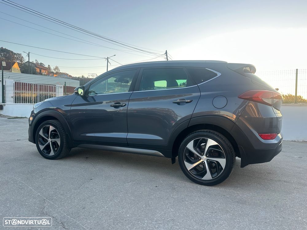 Hyundai Tucson 1.7 CRDi Executive - 9