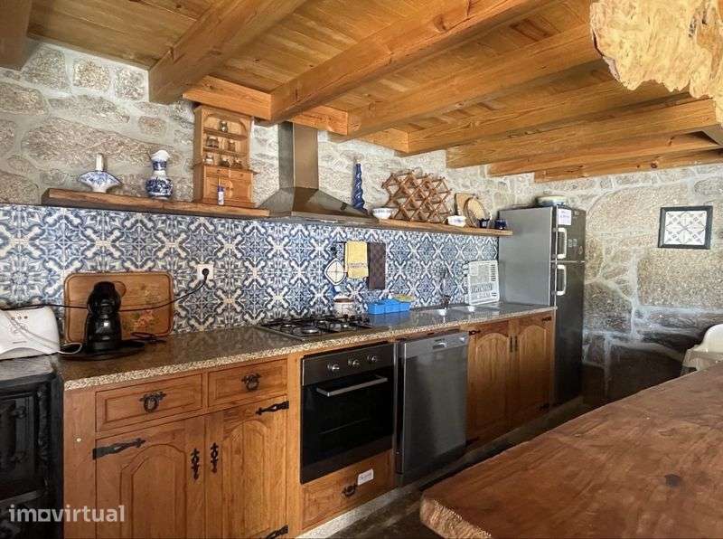 Casa rustica em ambiente natural - Grande imagem: 3/12