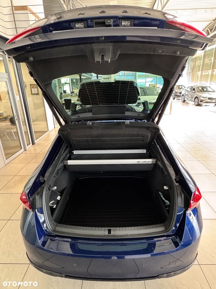 Skoda Octavia 2.0 TSI Sportline 4x4 DSG - 11