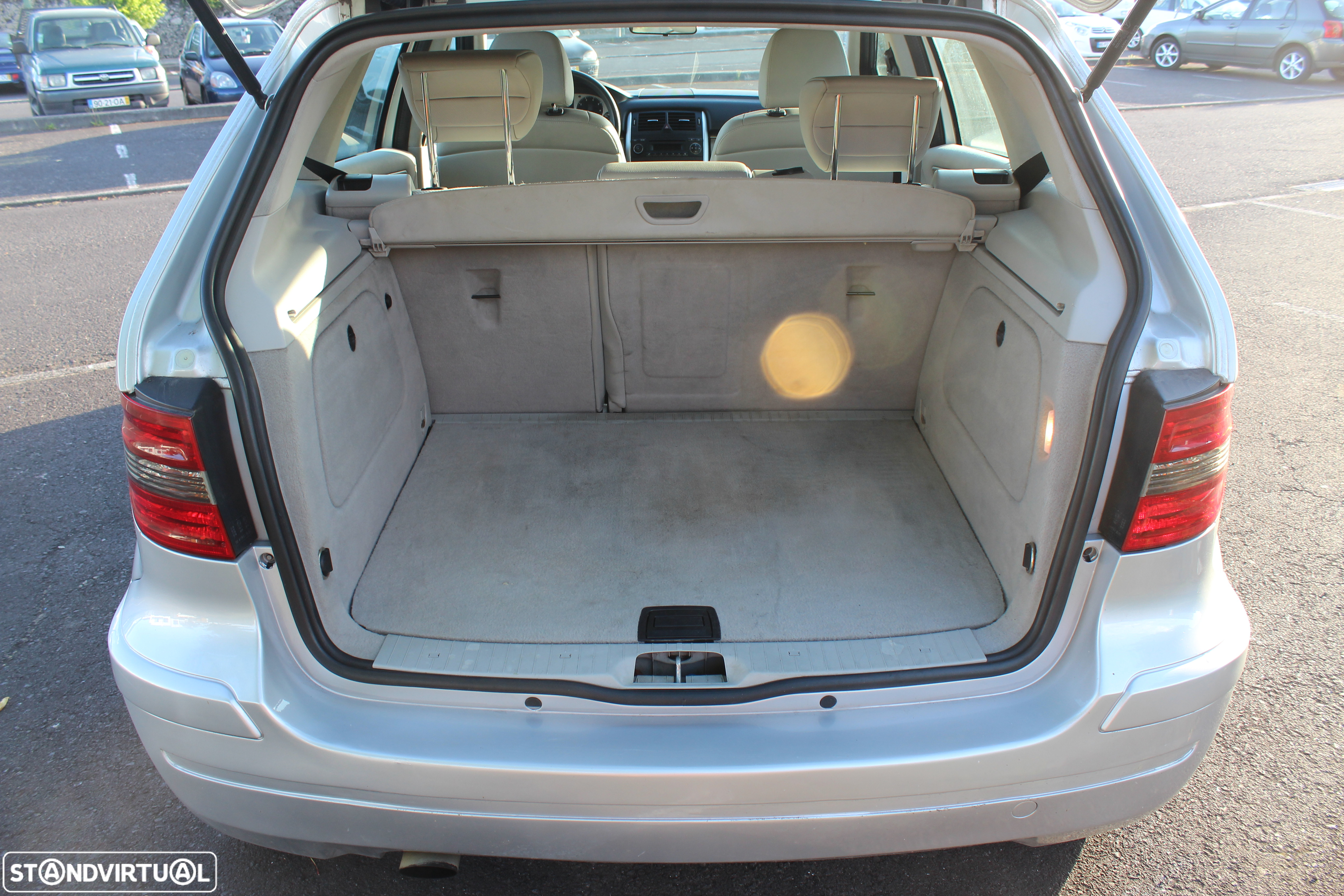 Mercedes-Benz B 150 Standard - 17