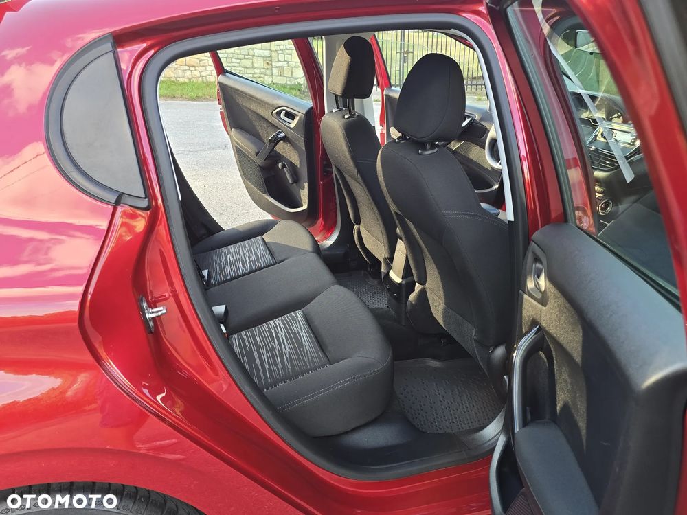Peugeot 208 1.2 PureTech Active - 7