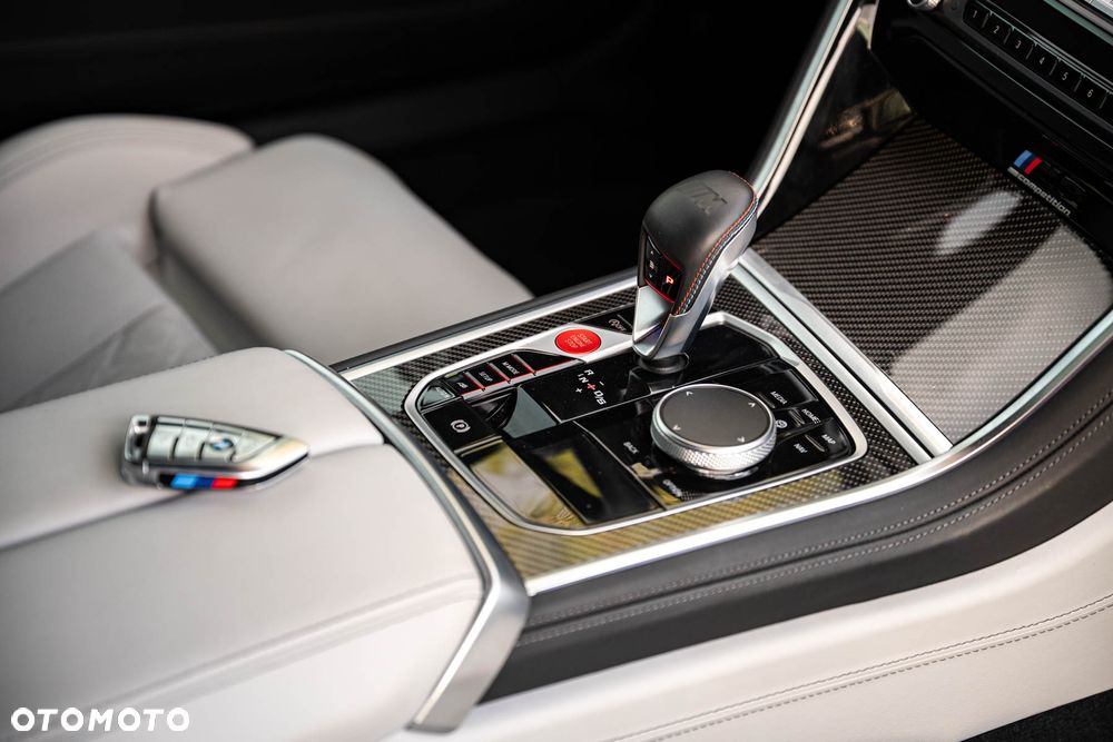 BMW M8 - 15