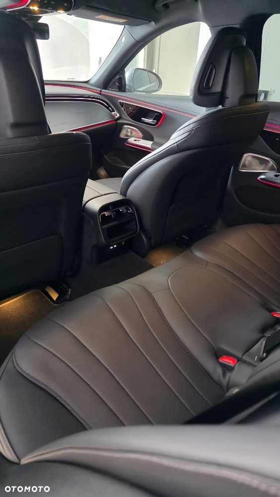 Mercedes-Benz Klasa E 200 4Matic 9G-TRONIC Edition AVANTGARDE - 19
