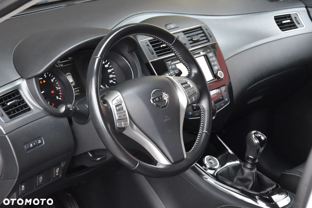 Nissan Pulsar 1.6 DIG-T Tekna - 23