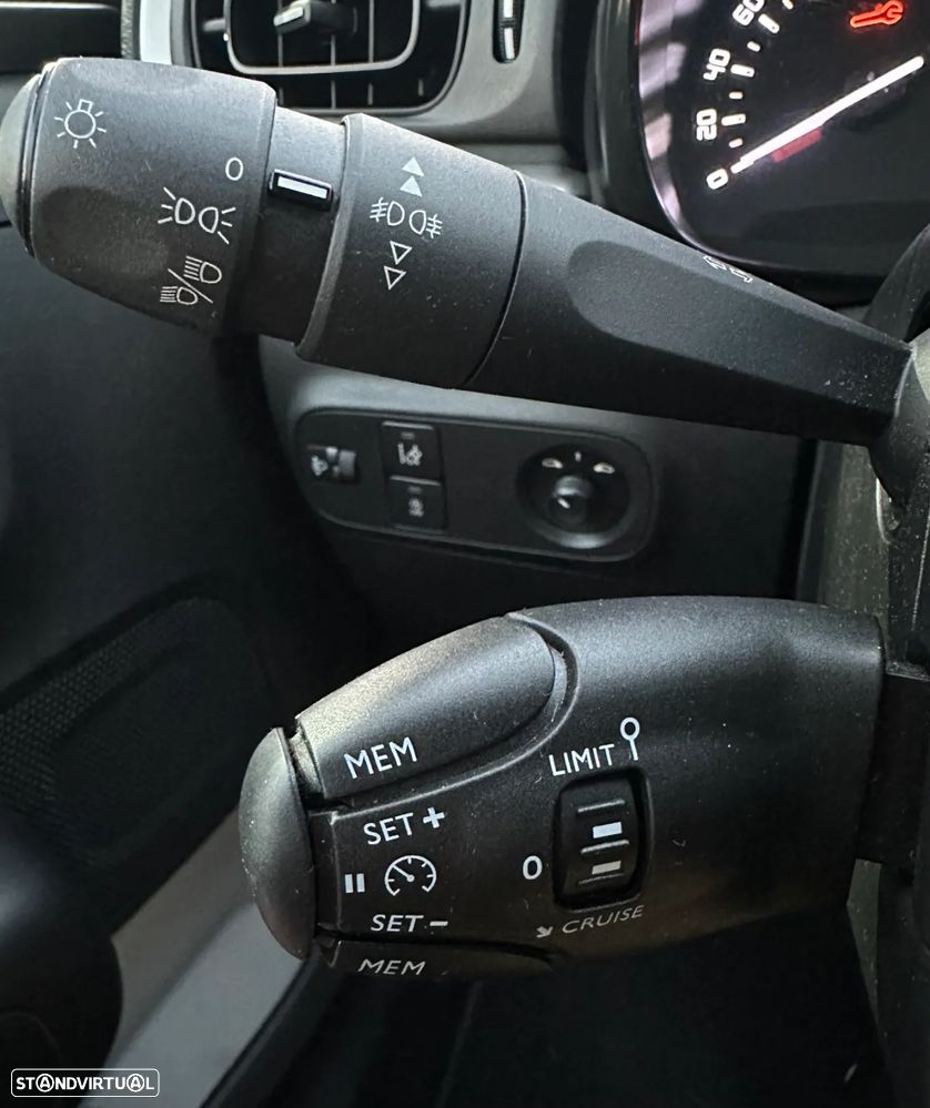 Citroën C3 1.2 PureTech Shine - 12