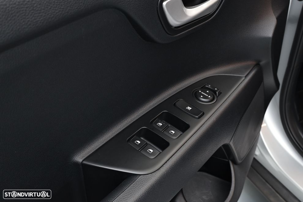 Kia Stonic 1.2 Dynamic - 25
