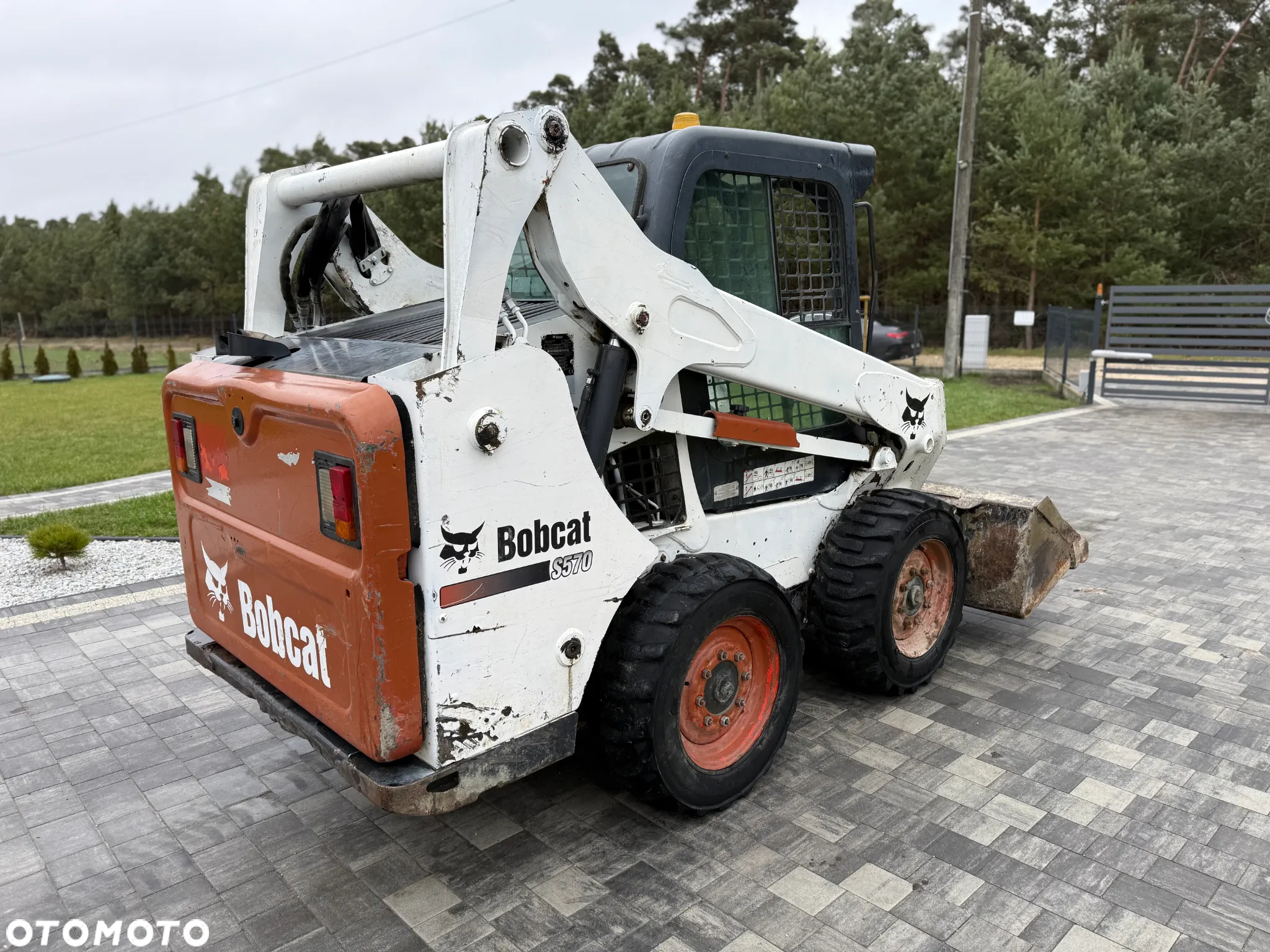 Bobcat S570 - 4