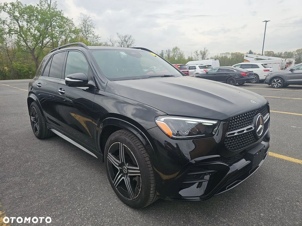 Mercedes-Benz GLE - 1